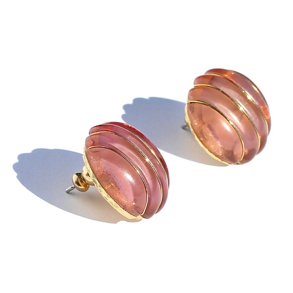 Vintage Crown Trifari Ribbed Lucite Stud Earrings Pink Purple Studs 1960s Rare - Picture 3 of 5